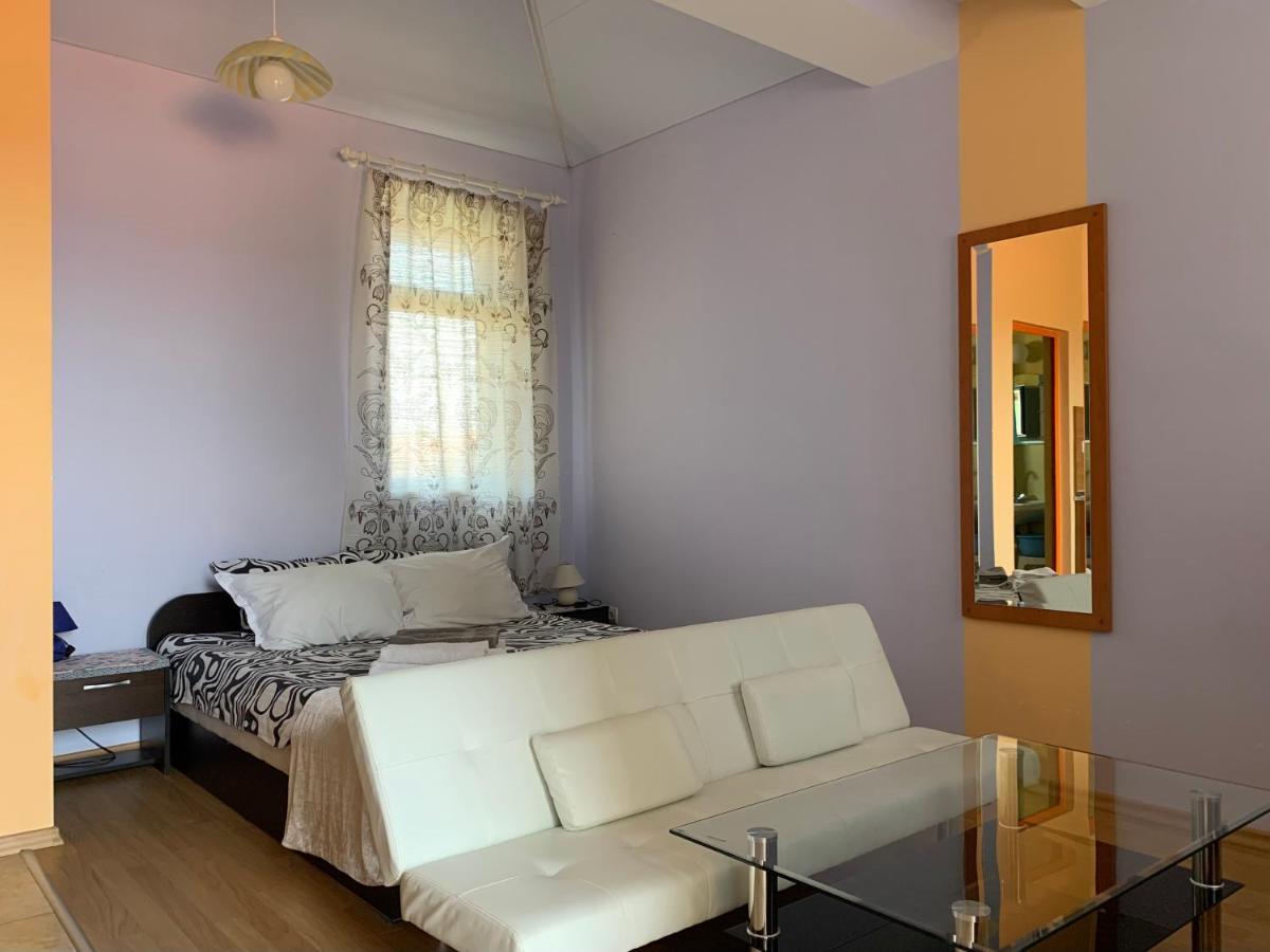 Guest House “Olesya” Obzor Exterior foto