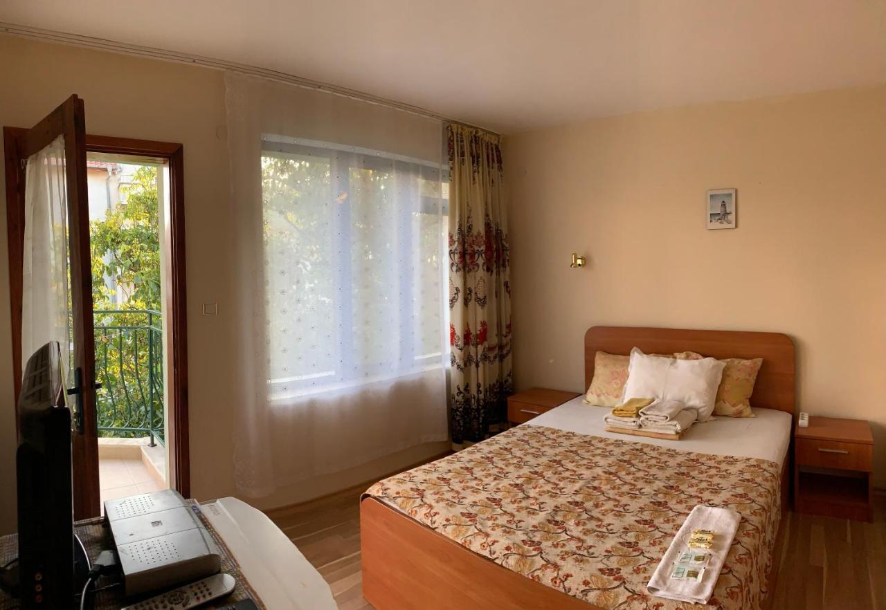 Guest House “Olesya” Obzor Exterior foto